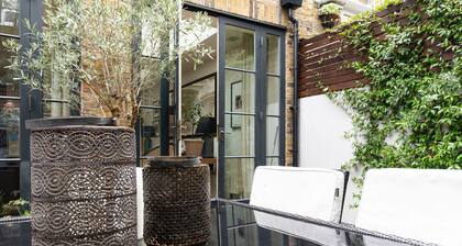 Chesilton Road by Onefinestay