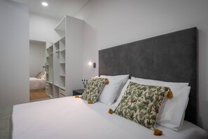 1 slaapkamer, een strijkplank/strijkijzer, wifi, beddengoed