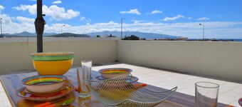 OCEAN TERRACE HOUSE by Azores HomeMade