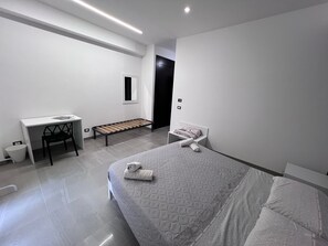 Comfort Triple Room, Balcony, City View | Free WiFi