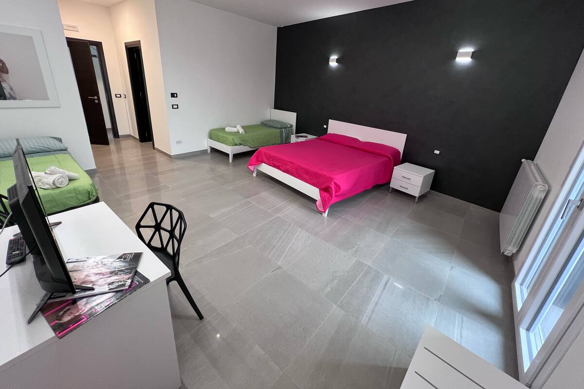 Kamar Quadruple Comfort, balkon, pemandangan halaman | Wi-Fi gratis