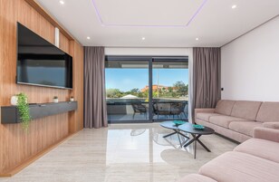 Villa, Beachfront | Living area