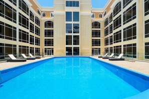 Pool - Relaxing & Cozy JVC Studio w Pool Access (Dubai)
