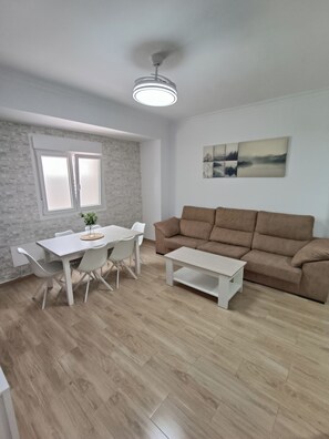 Interior detail - Apartment Avenida next to the beach (Cadiz)