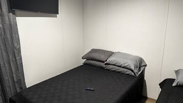 2 sovrum, strykjÀrn/strykbrÀda, wi-fi och sÀngklÀder