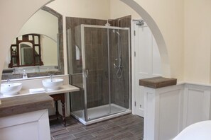 House | Bathroom | Separate tub and shower, deep soaking tub, towels - Beautiful Pendine Manor House in West Wales (Carmarthen)