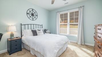 4 dormitorios, escritorio, wifi gratis y ropa de cama