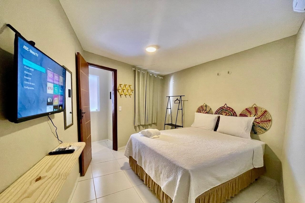 1 bedroom, desk, laptop workspace, free WiFi