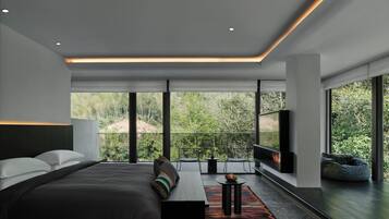 Luxury Suite, Mountain View, Mezzanine | 1 bedroom, premium bedding, down comforters, memory foam beds