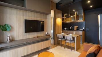 Basic Apartment | Living area | TV