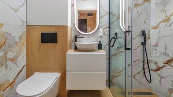Apartment (B 20) | Bathroom