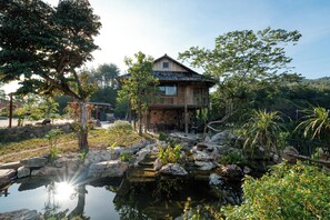 Dortoir Partagé Familial, vue montagne | Vue de la chambre