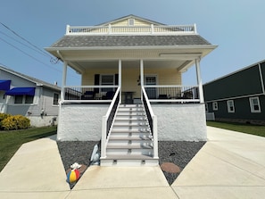 Exterior - 4 Bedroom 2 Bath luxury home in a quiet area close to the beach (North Wildwood)