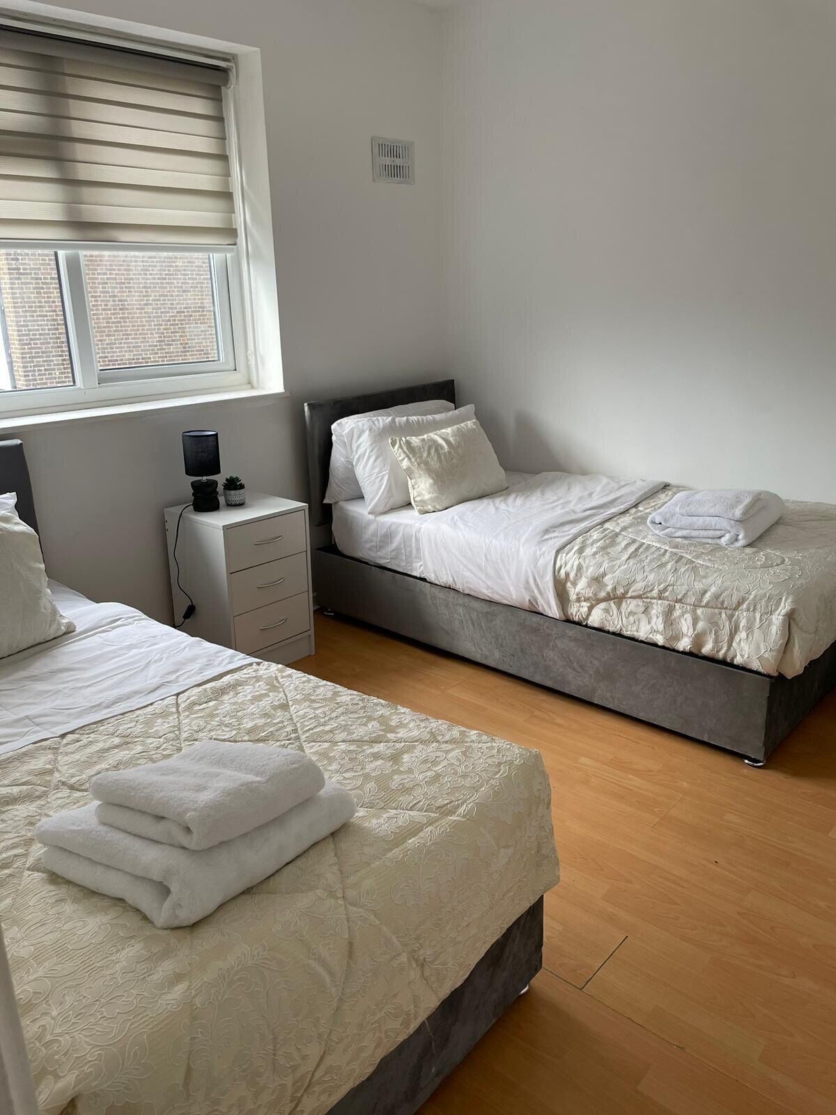 House | 3 bedrooms, iron/ironing board, free WiFi, bed sheets