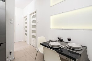 Comfort Apartment | Private kitchen | Fridge, oven, stovetop, dishwasher
