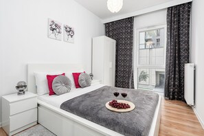 Lägenhet Comfort | 1 sovrum, sängtillbehör av högsta kvalitet och unika möbler