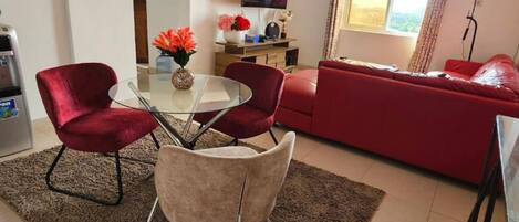 Apartment, 1 Bedroom, City View | Interior