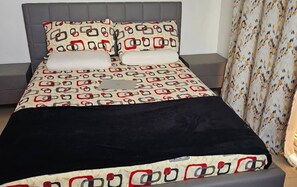 Apartment, 1 Bedroom, City View