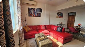 Apartment, 1 Bedroom, City View | Interior