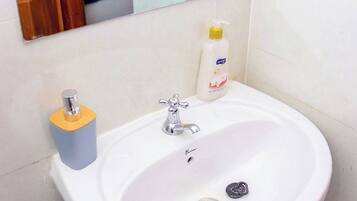 Apartamento, 1 quarto, vista para o jardim | Banheiro