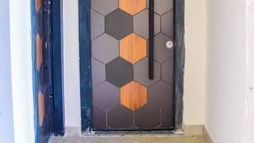Apartment, 1 Bedroom, Balcony, Garden View | Property entrance