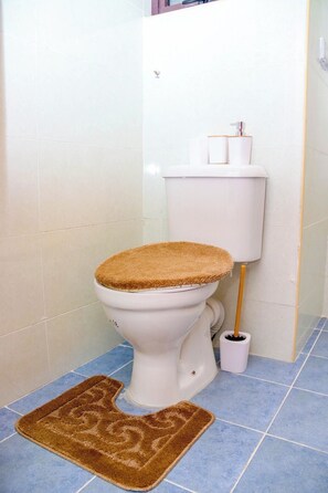 Departamento, 1 habitación, con acceso para personas discapacitadas, vista al jardín | Amenidades de baño