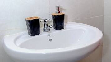 Apartamento, 1 quarto, acessível, vista para o jardim | Banheiro