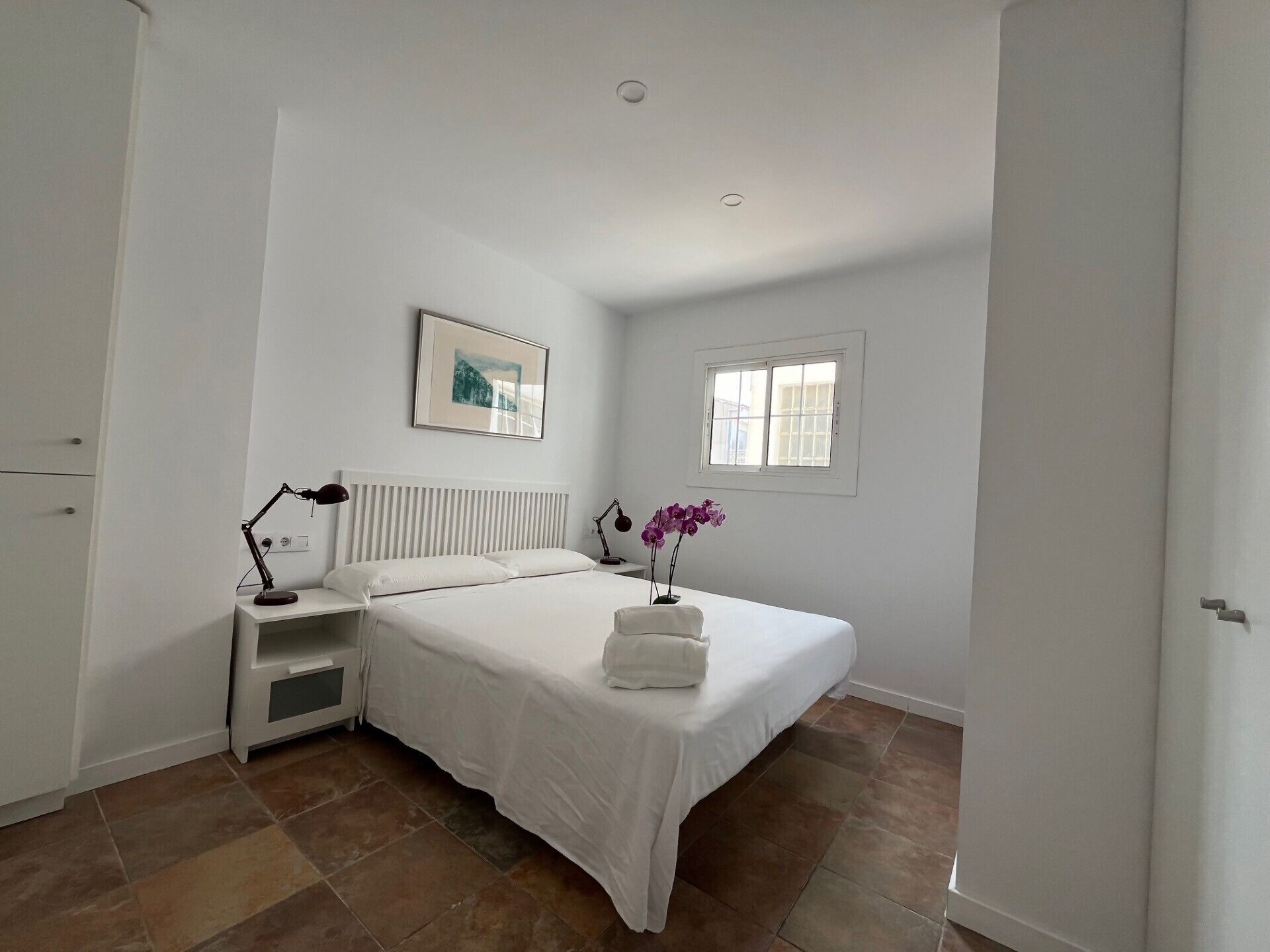 1 slaapkamer, een strijkplank/strijkijzer, wifi, beddengoed