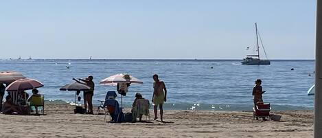 Vlak bij het strand
