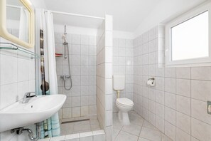 淋浴設備、提供毛巾