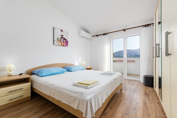 3 habitaciones, wifi y ropa de cama 