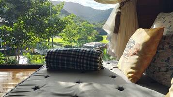 Blendingsgardiner og wi-fi (inkludert)