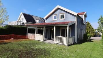 House | Exterior