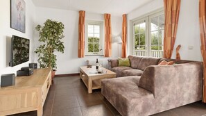 House | Living room