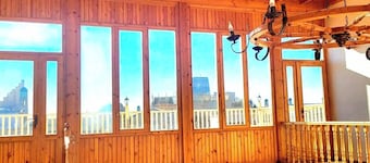 Ulli Oy Boutique Hotel & Terrace