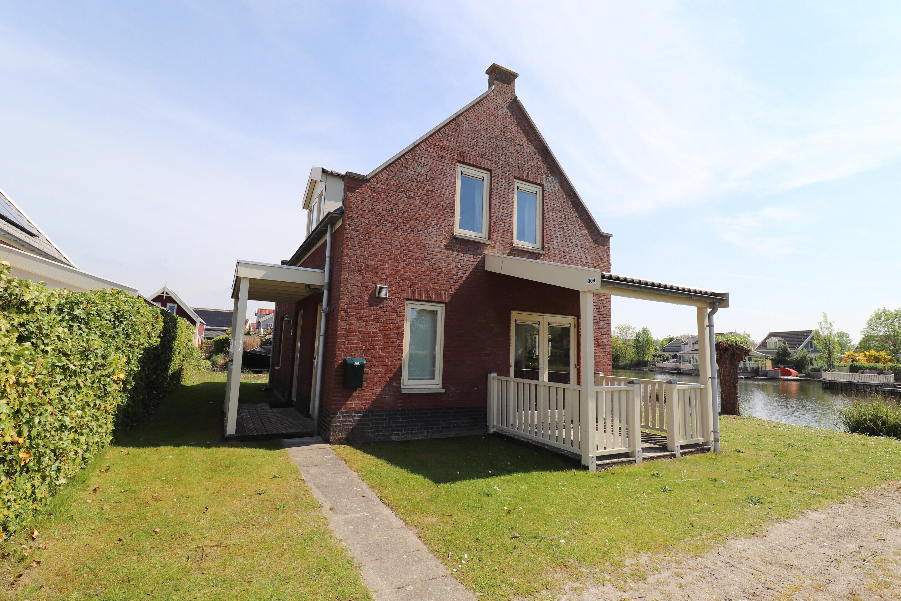 House | Exterior