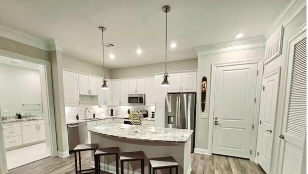 Private kitchen - Exquisite 2BR OASIS Mid/Downtown (Houston)