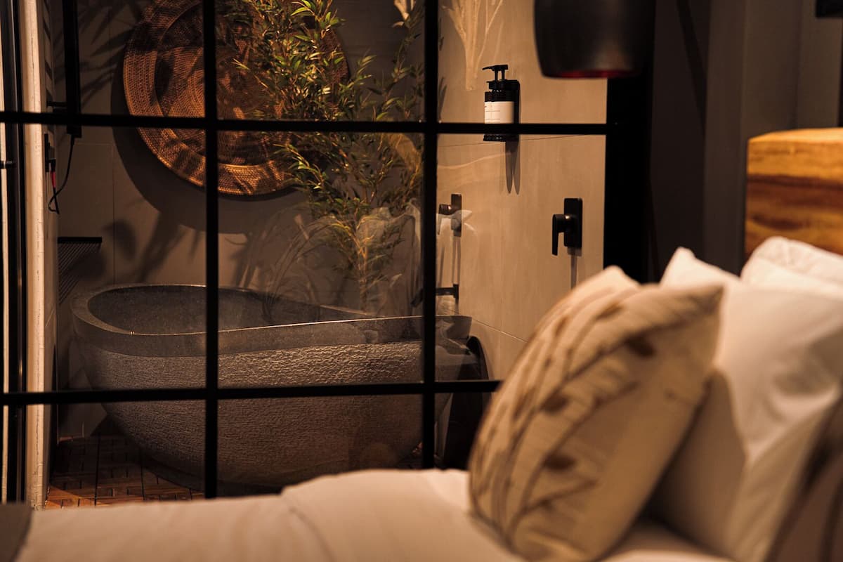 Suite Casal Vista com Banheira | Rúmföt af bestu gerð, rúm með „pillowtop“-dýnum, öryggishólf í herbergi