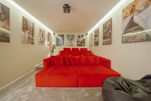5 bedrooms - Pool Cinema Villa by Vacationy (Valongo)