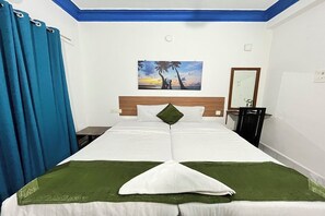 Deluxe Room - Palm Breeze View | Desk, laptop workspace, free WiFi - Dom Pedros Haven Resort - Tranquil Retreat by the Sea (Majorda)
