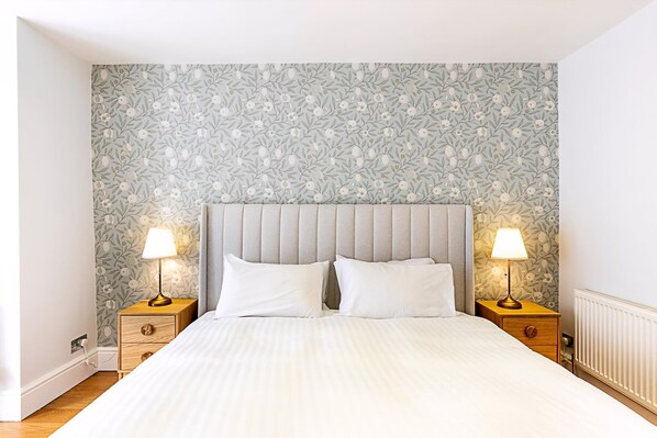 Exterior - Charming Two-Bedroom Flat in West Hampstead (London)