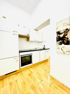 Oven, stovetop, electric kettle