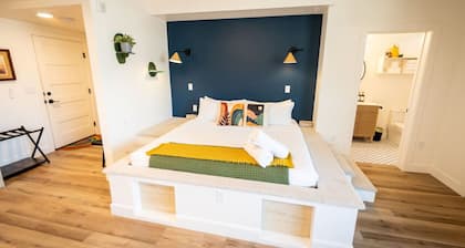 Hygge Studio- BRAND NEW- Main Street
