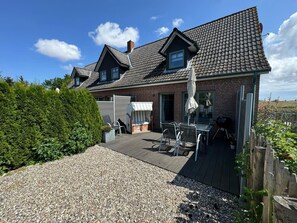 Outdoor dining - Island idyll Villa Saltkrokan (Fehmarn)