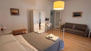 4 chambres, bureau, fer et planche Ă repasser, Wi-Fi