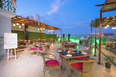 Hotel Sky View - Zirakpur, Chandigarh