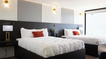 Suite Studio Familiale, 2 grands lits, coin cuisine | Coffres-forts dans les chambres, fer et planche à repasser