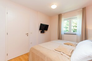 Comfort-lejlighed - 2 soveværelser - udsigt til gårdsplads | 2 soveværelser, lydisolering, gratis Wi-Fi