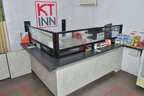 Unclassified image, 2 of 7, button - Kuching Transit Inn (Kuching)