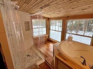 Shower, jetted tub, hair dryer, towels